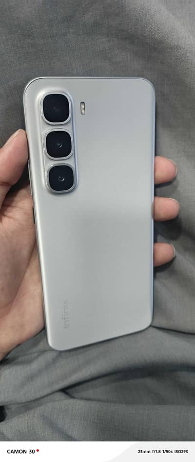 Infinix Hot 60 Pro Plus (8+8/256)