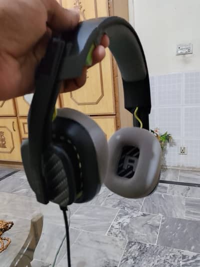 Headphones | genuine Astro a10 gen 2 | mic not working