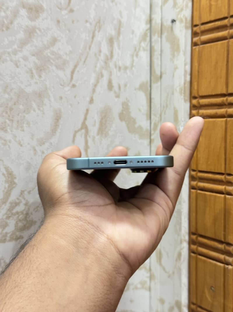 Apple iPhone 16 NON/FU 2