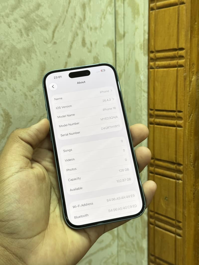 Apple iPhone 16 NON/FU 7