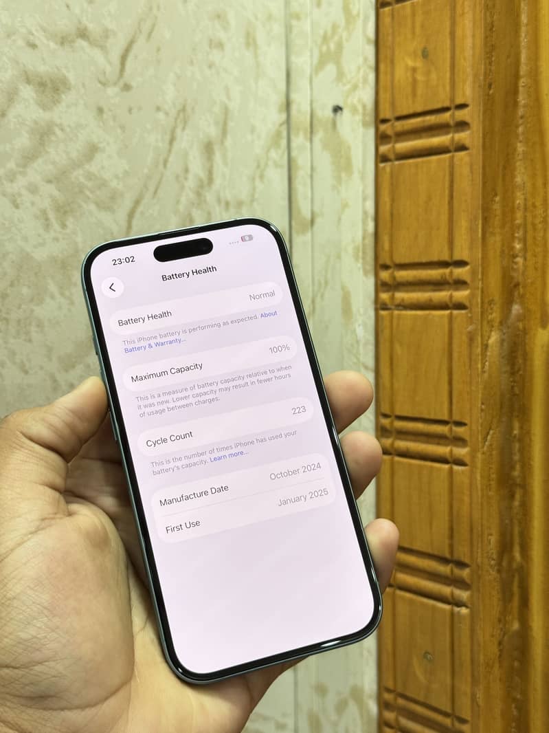 Apple iPhone 16 NON/FU 9