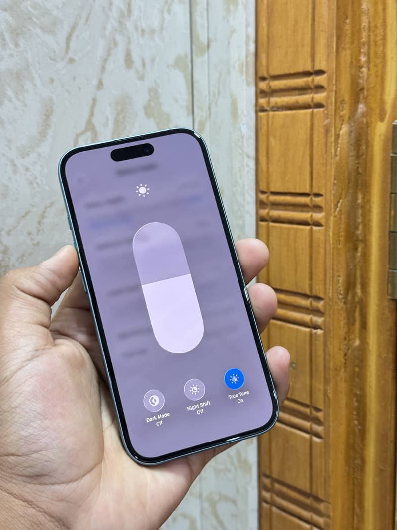 Apple iPhone 16 NON/FU 10
