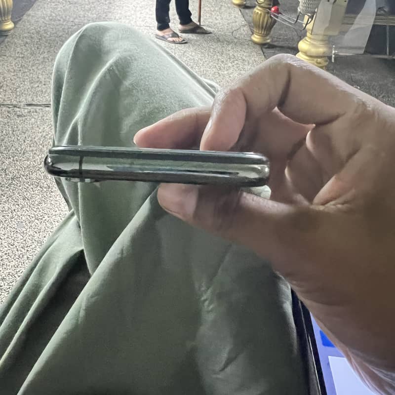 iPhone xs 2