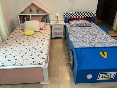 2×kids beds and 1×study table 4× chair and 1×Looking mirror