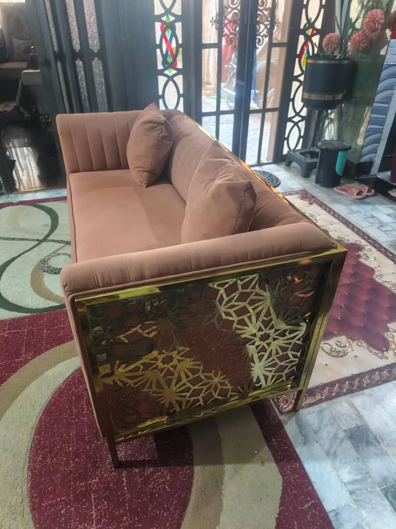 sofa 2