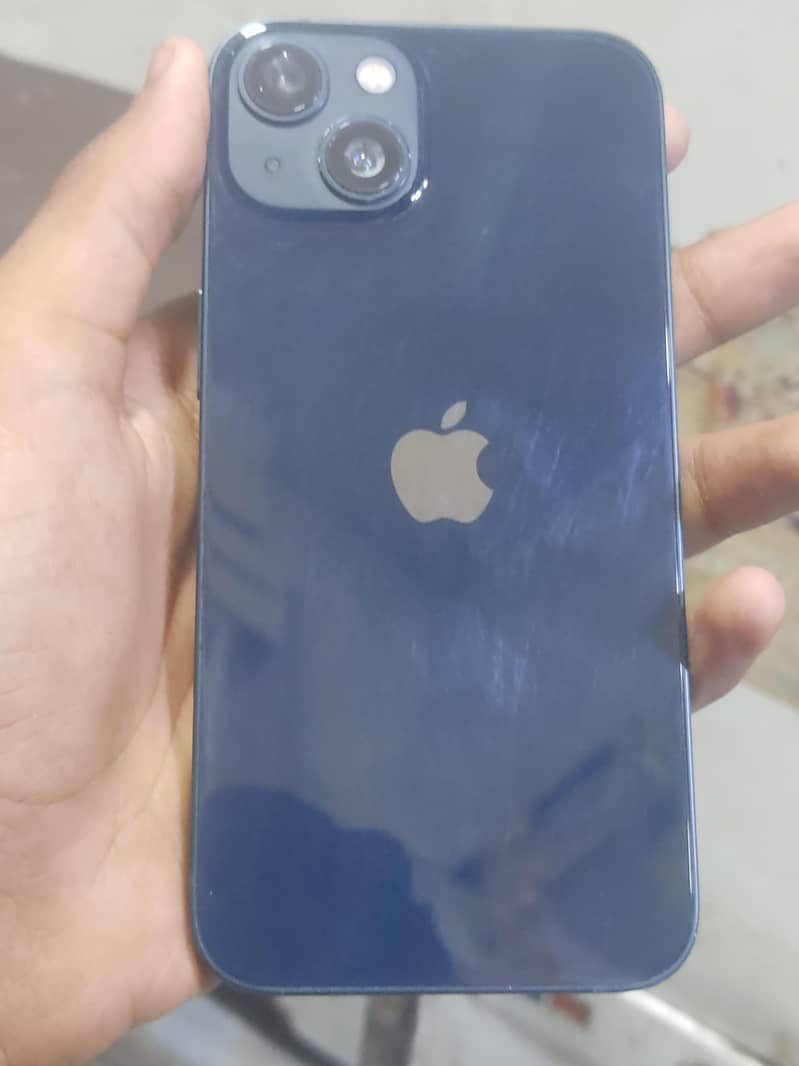 Apple iPhone 13 4
