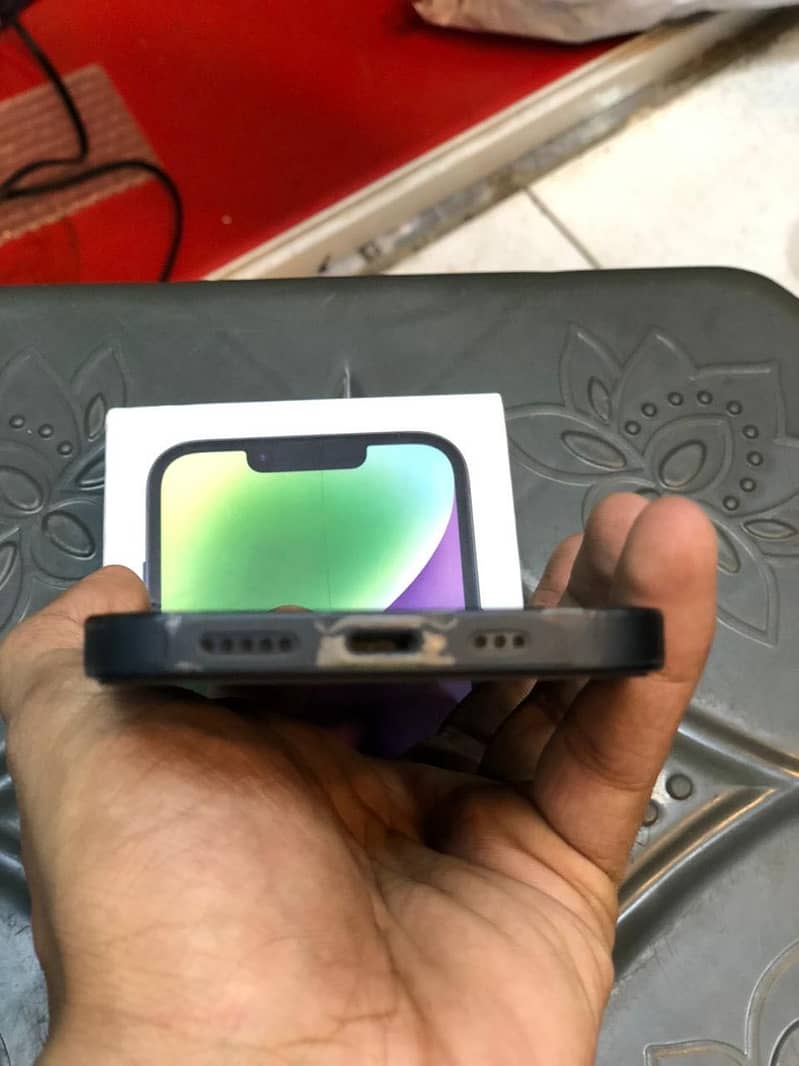 Apple iPhone 14 0