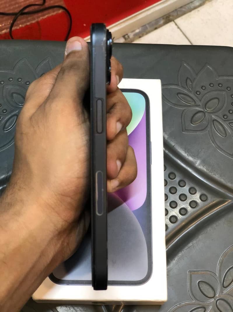 Apple iPhone 14 1