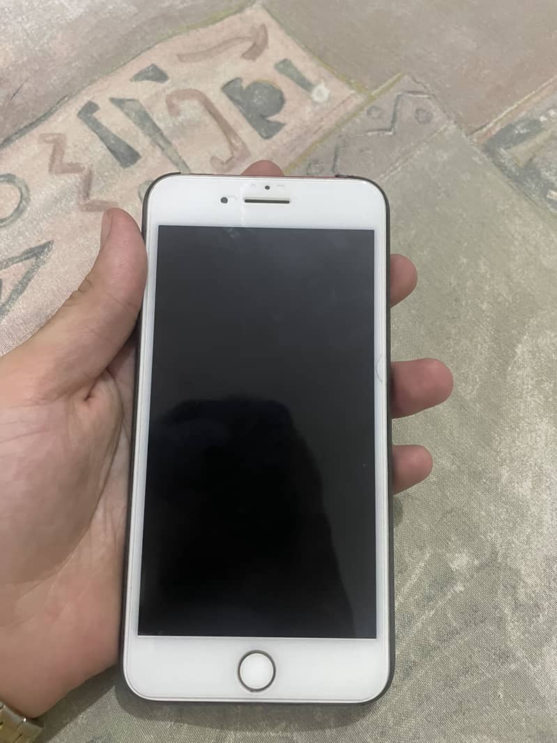 Apple iPhone 7 Plus 0