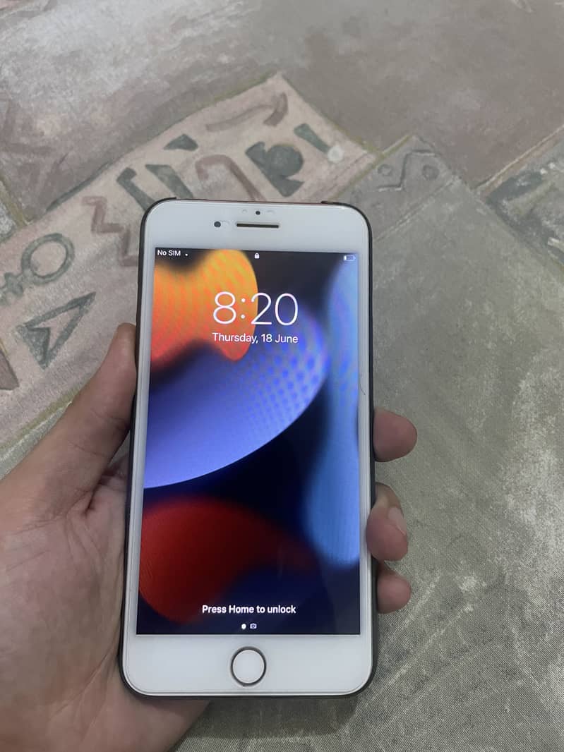 Apple iPhone 7 Plus 2