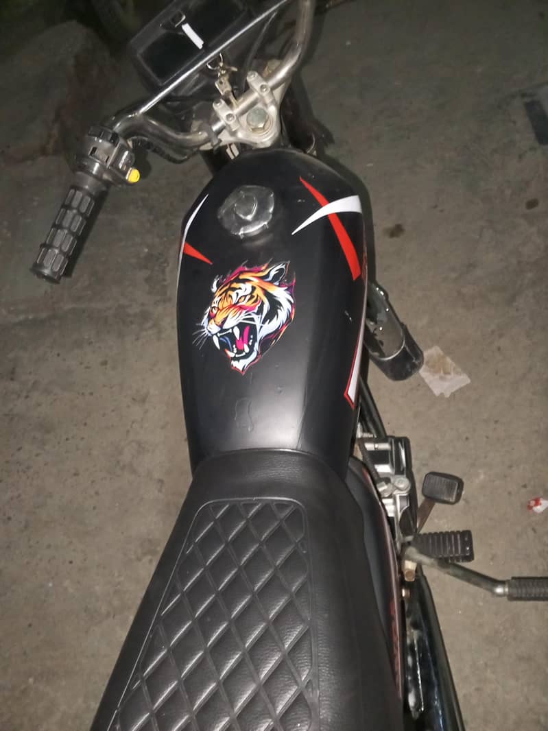 2011 model 125 0
