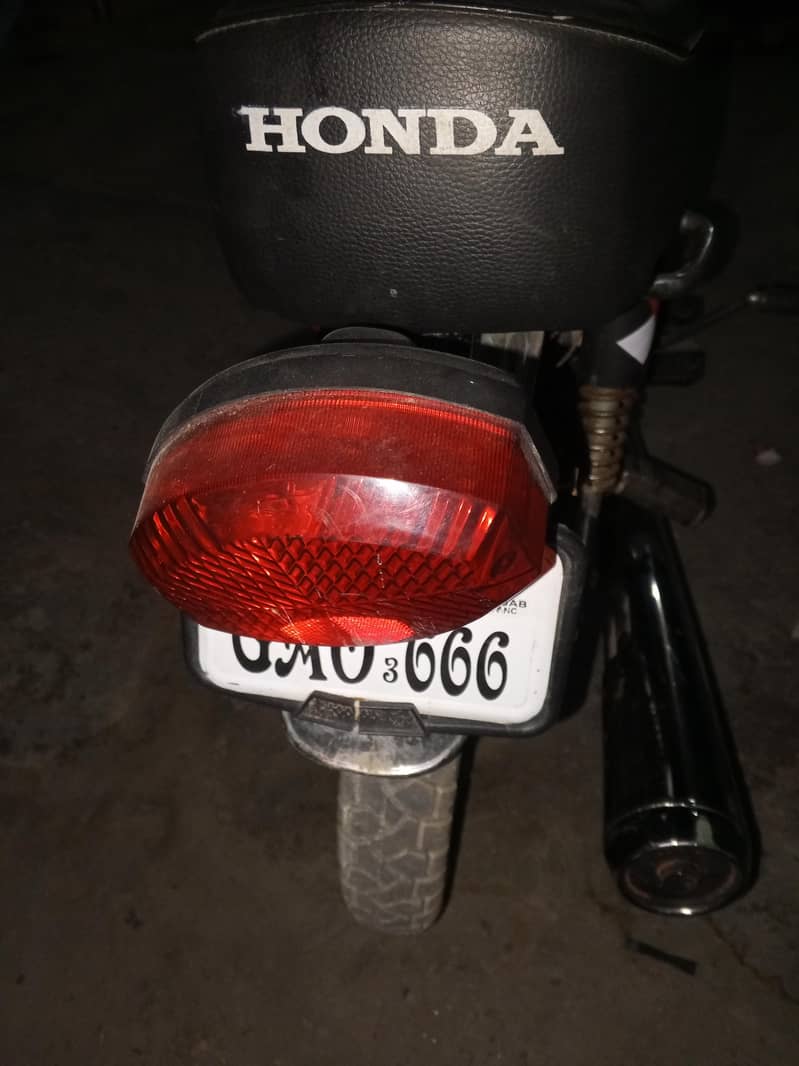 2011 model 125 4