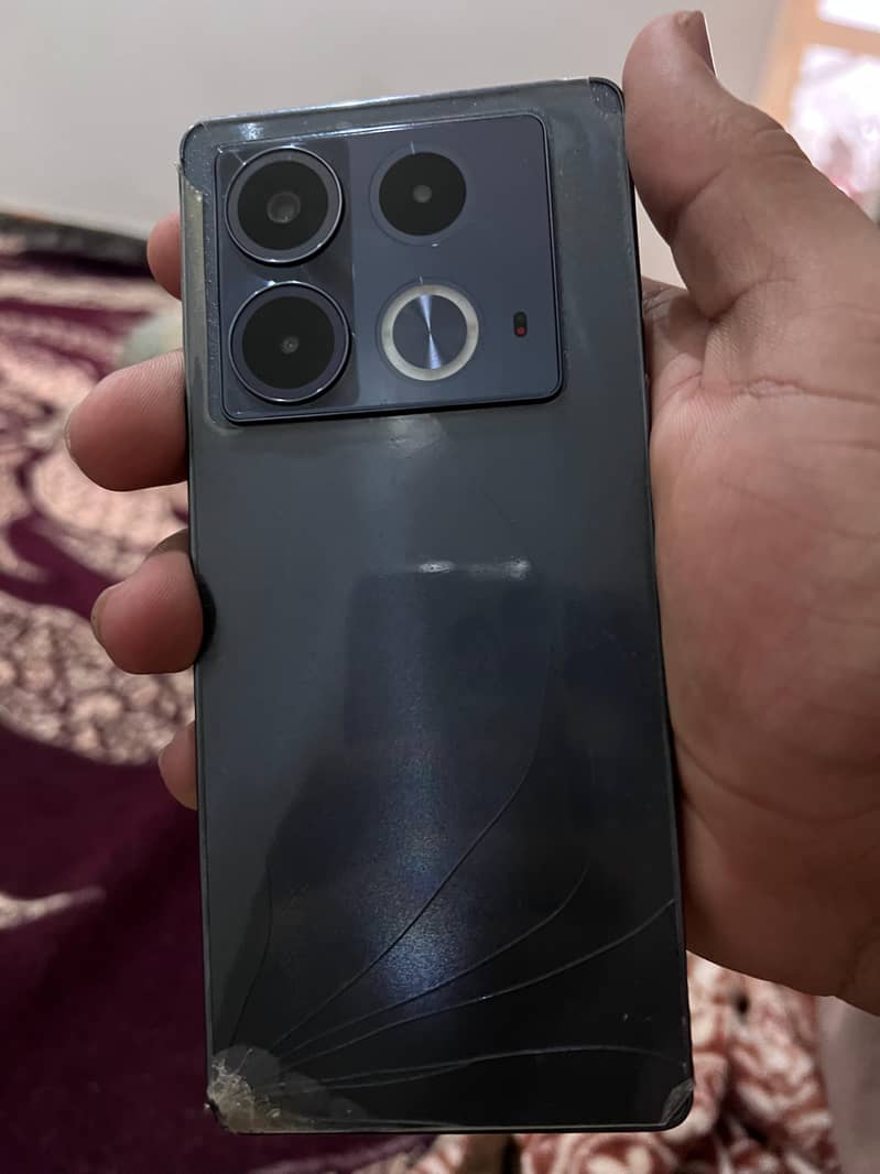 Infinix Note 40 10