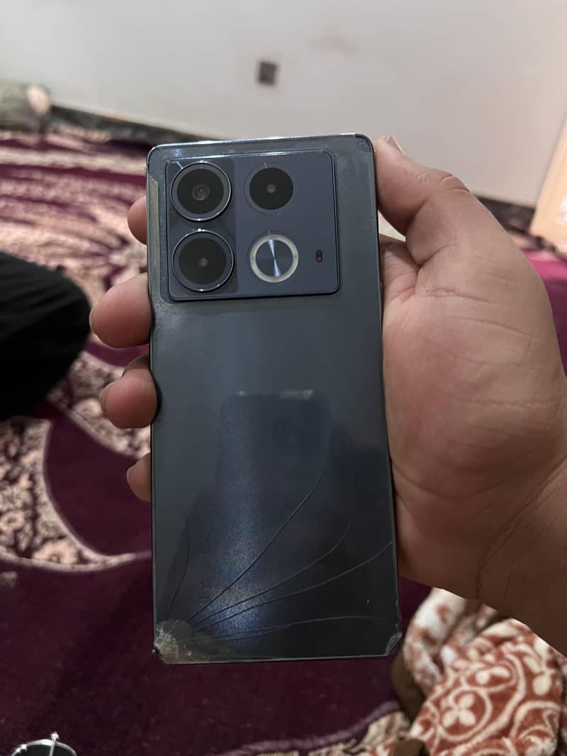 Infinix Note 40 11