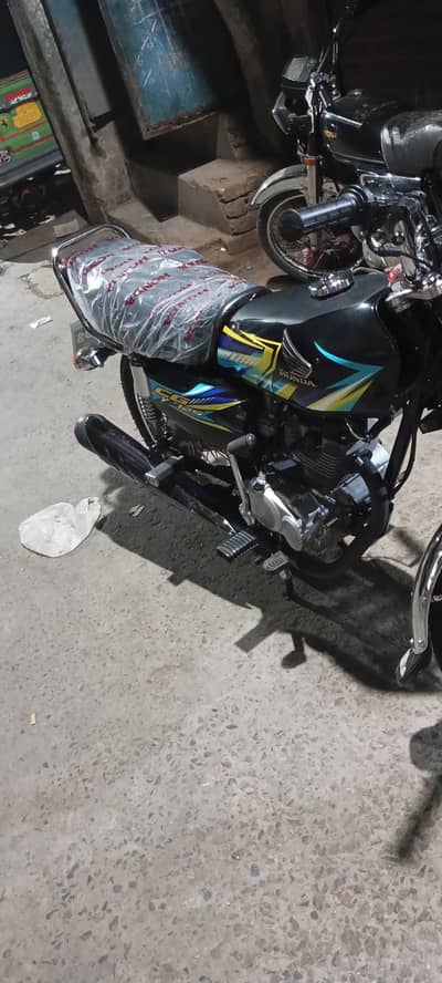 Honda CD125 2026