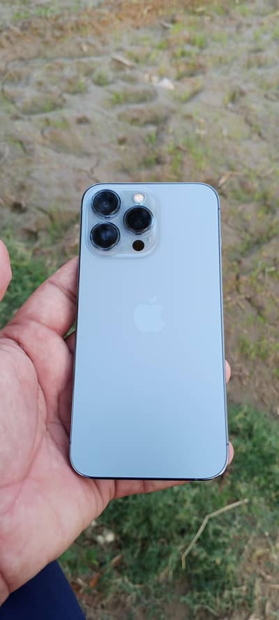 Apple iPhone 13 Pro