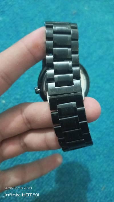 SKMEI Black Sports Analog Watch – Excellent Condition