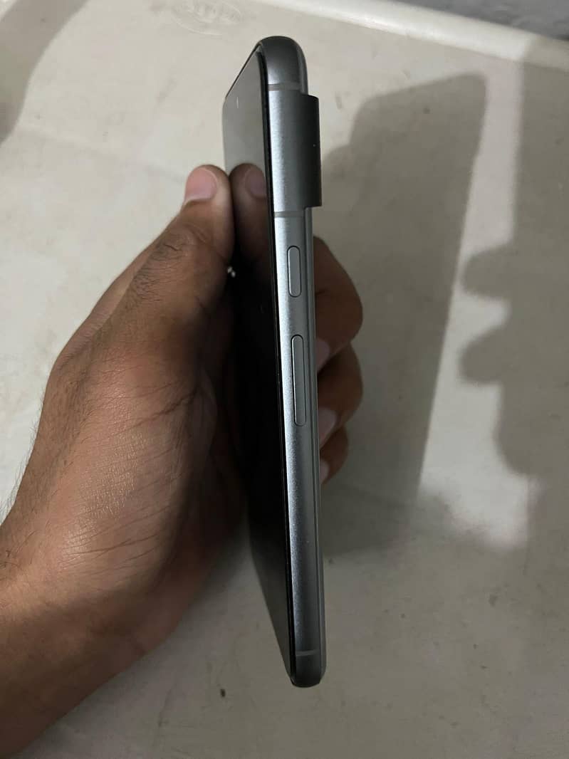 Google Pixel 8 3