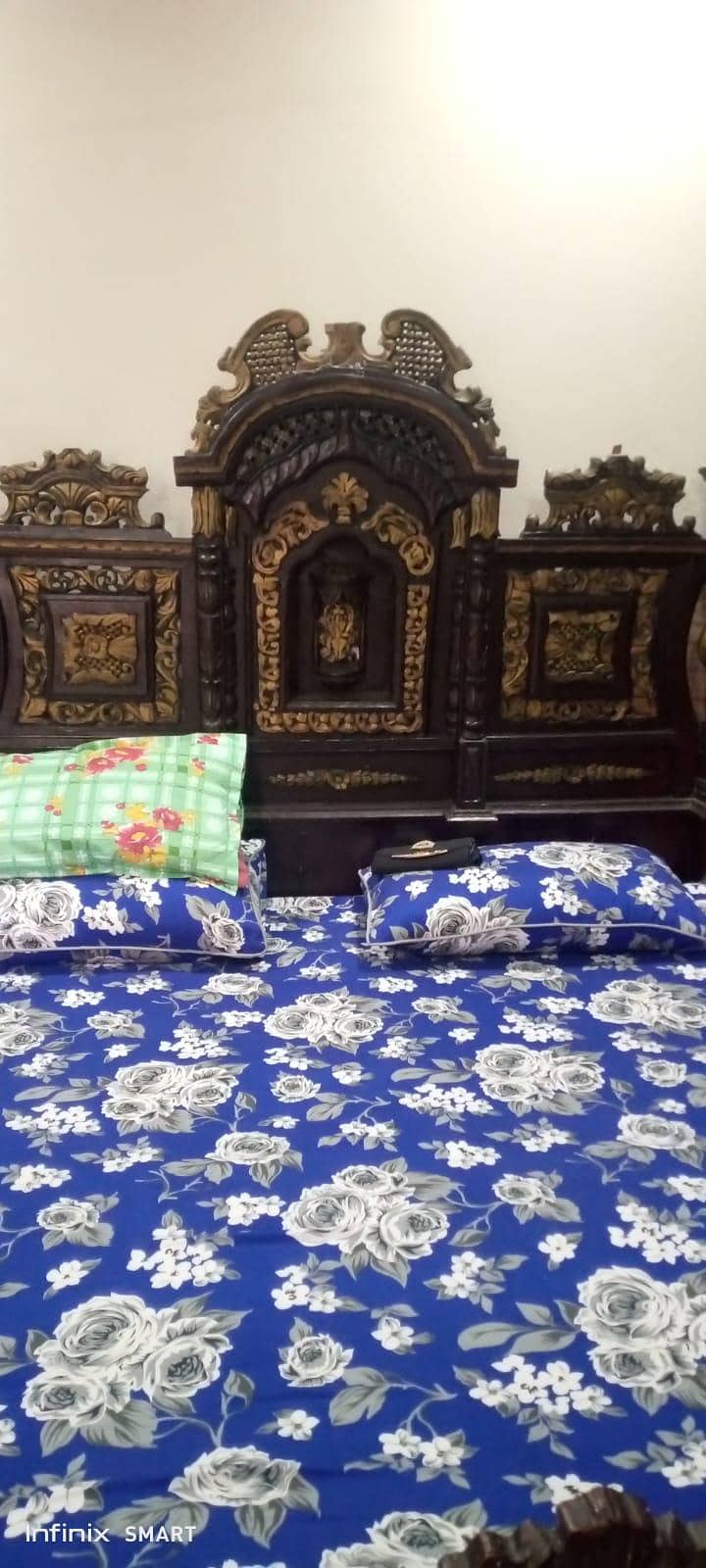 double bed with dressing table 2