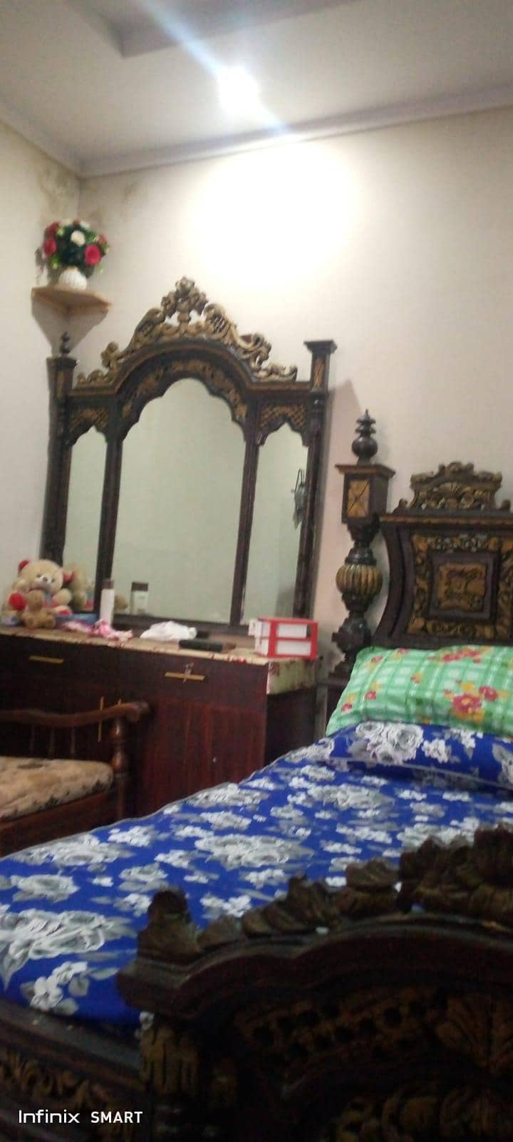double bed with dressing table 5