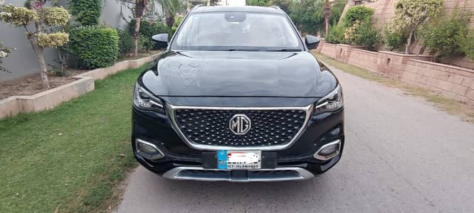 MG HS Trophy 2023
