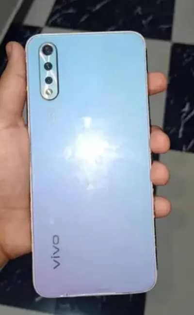 Vivo S1