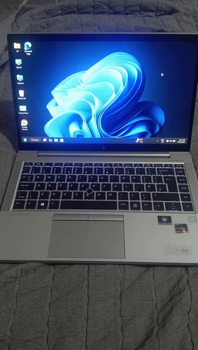 HP EliteBook 845 G8 – Ryzen 5 5600U | 16GB RAM | 512GB SSD |