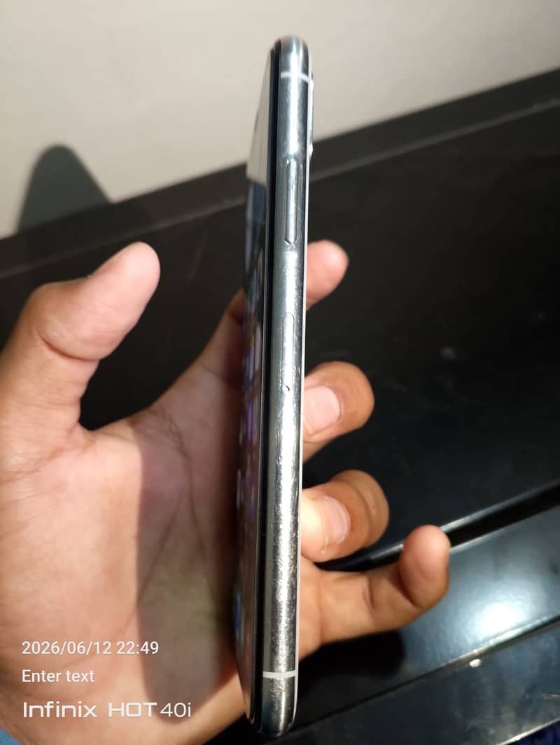 Apple iPhone X 7