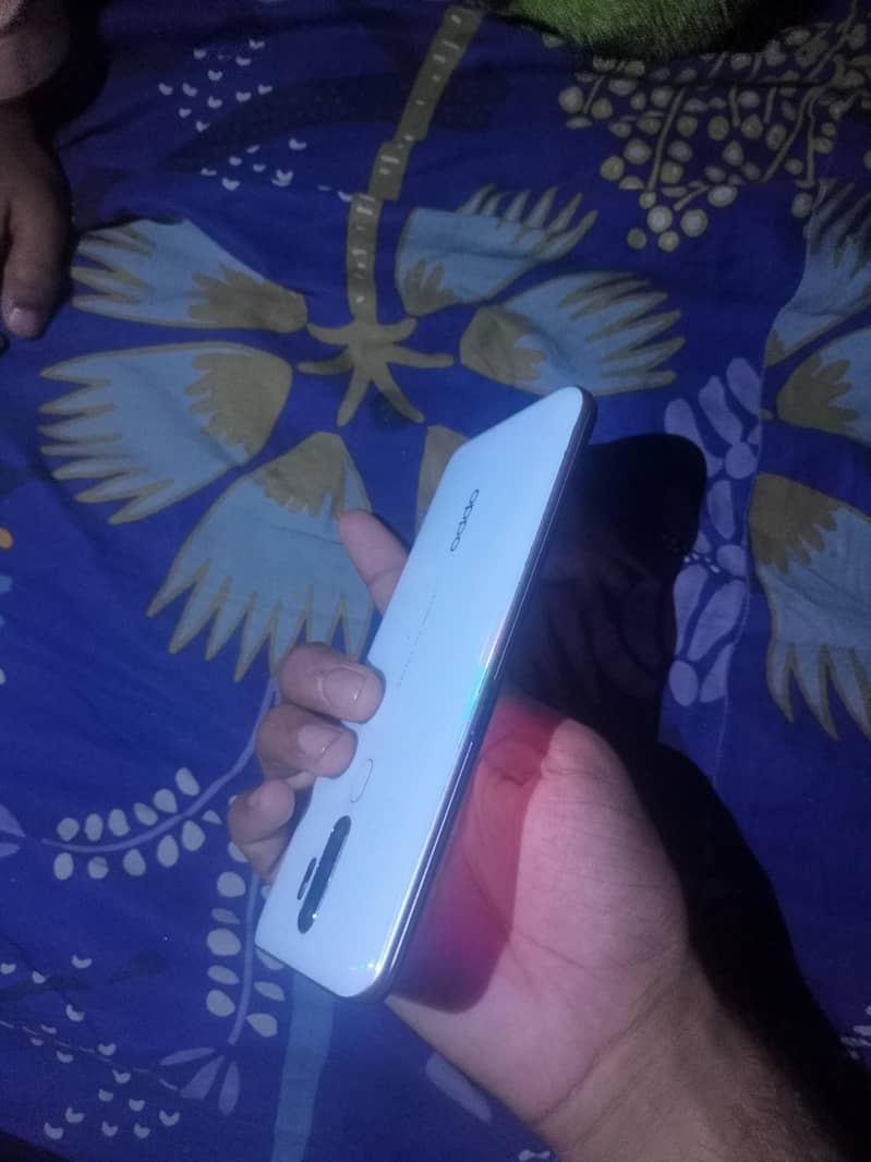 OPPO A15, 3