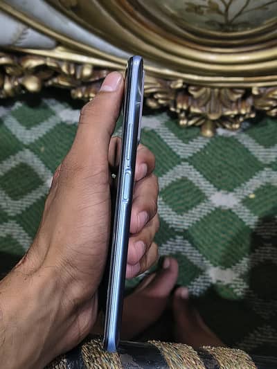 Vivo Y51s