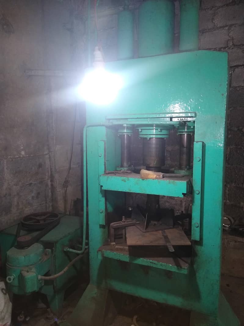 Hydrolic prass 5