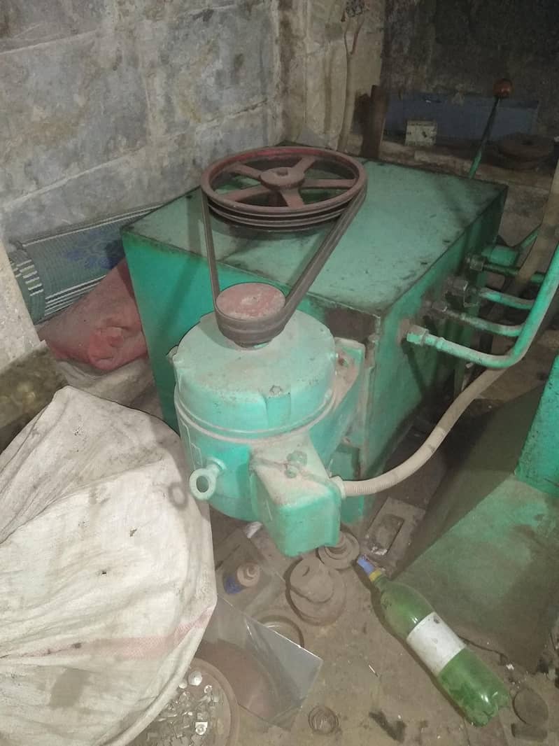Hydrolic prass 6