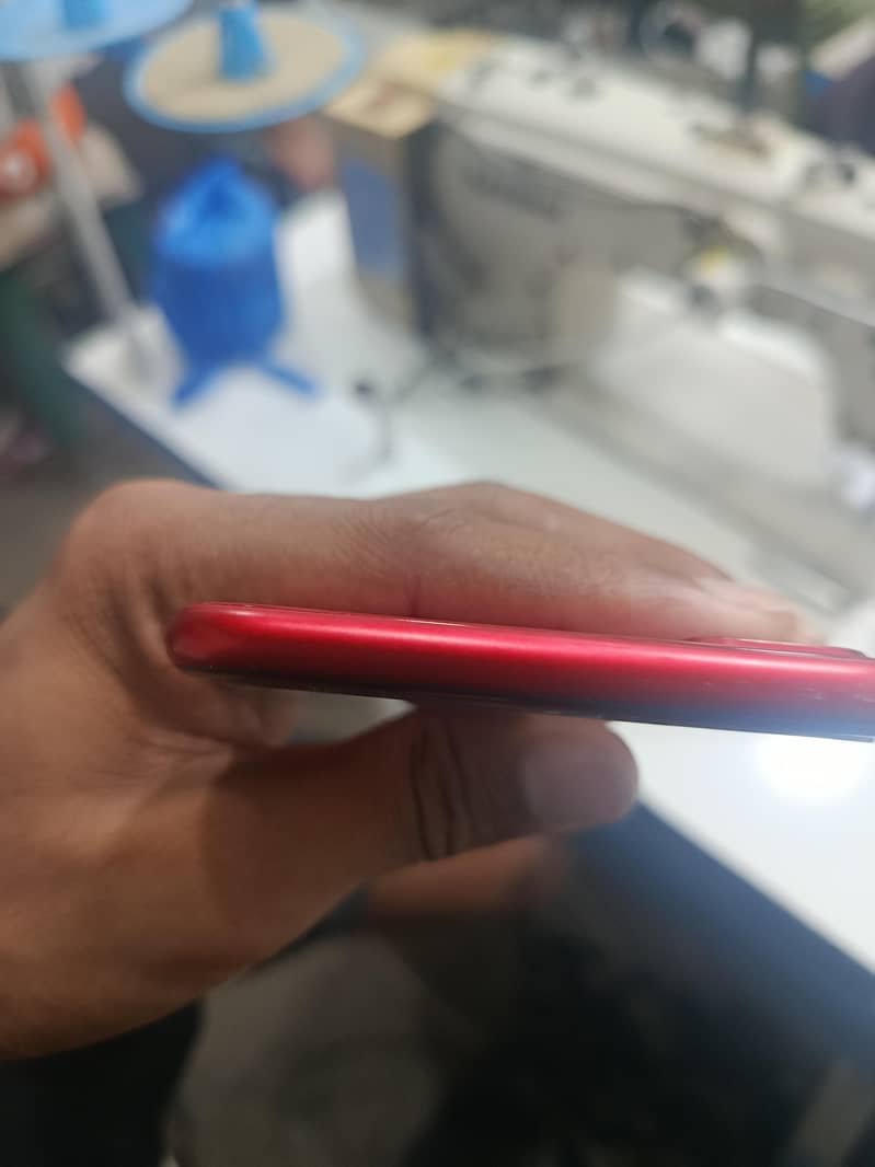 Apple iPhone 8 Plus 5