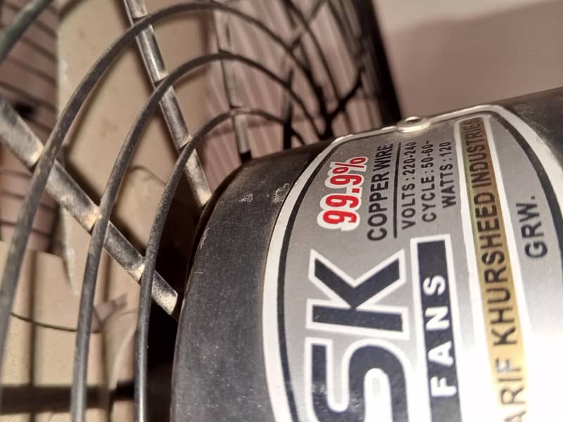 SK BRACKET FAN 3