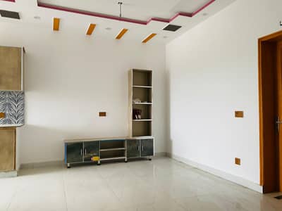5 Marla Lower Portion Available For Rent In Crystal Block Park View City Lahore