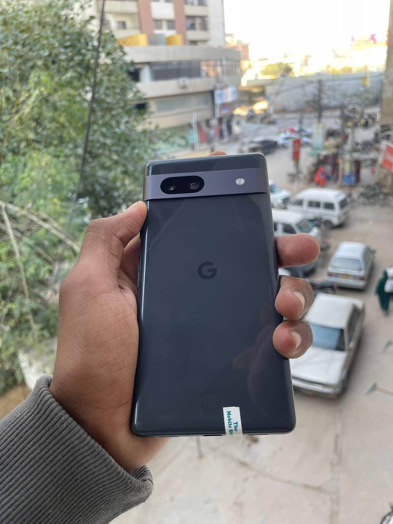 Google Pixel 7a 4