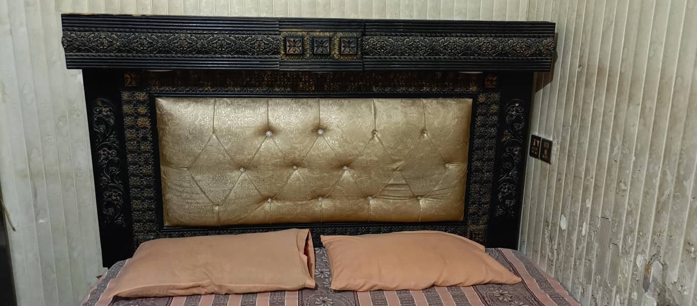 King Size Bed 0