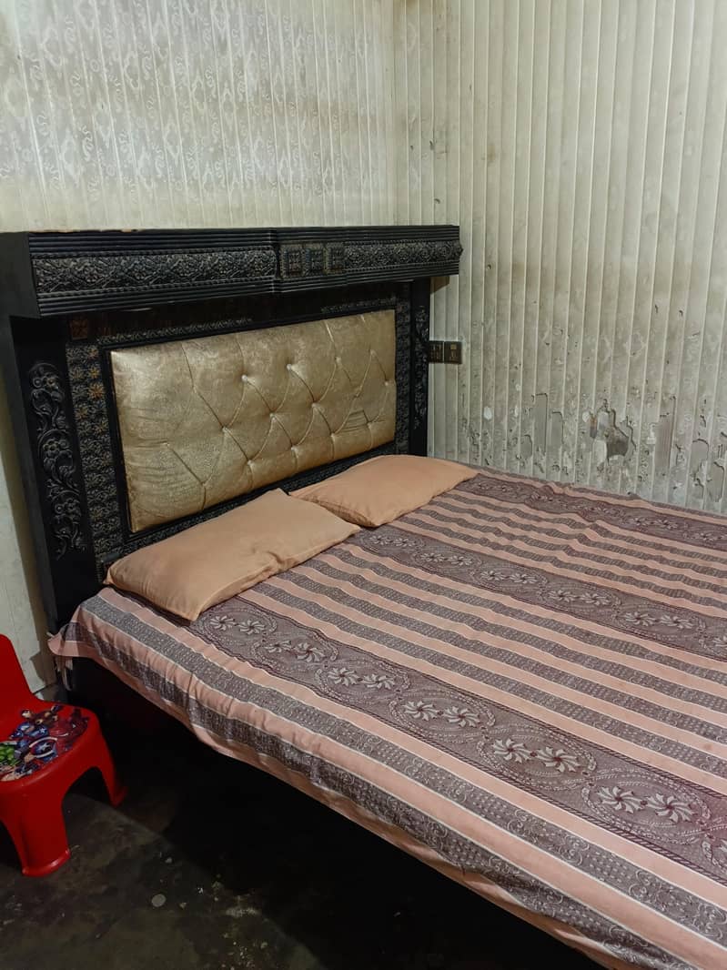King Size Bed 2