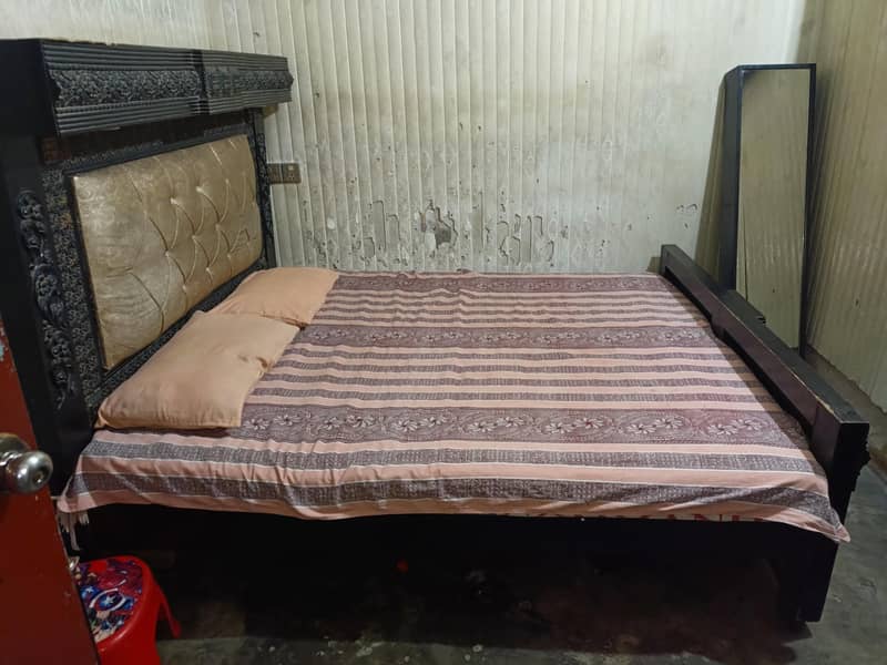 King Size Bed 4