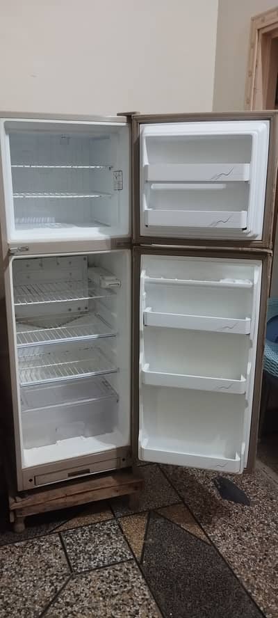 Medium Size Fridge For Sale.
