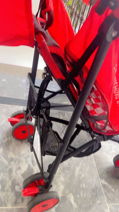 Baby carry pram