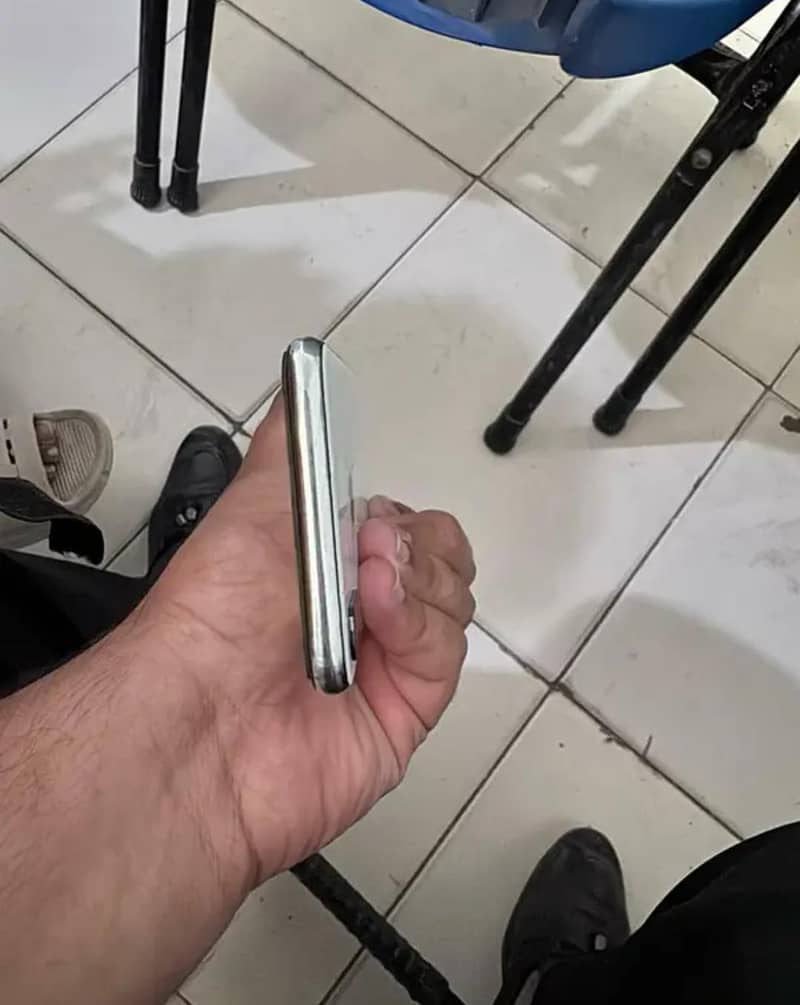 Apple iPhone X 2