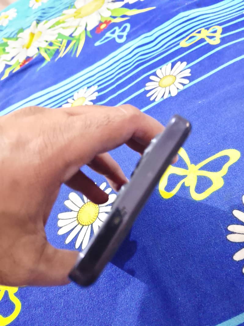 Infinix Note 30 5