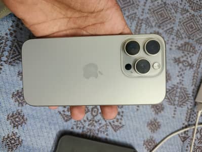 Apple iPhone 15 Pro