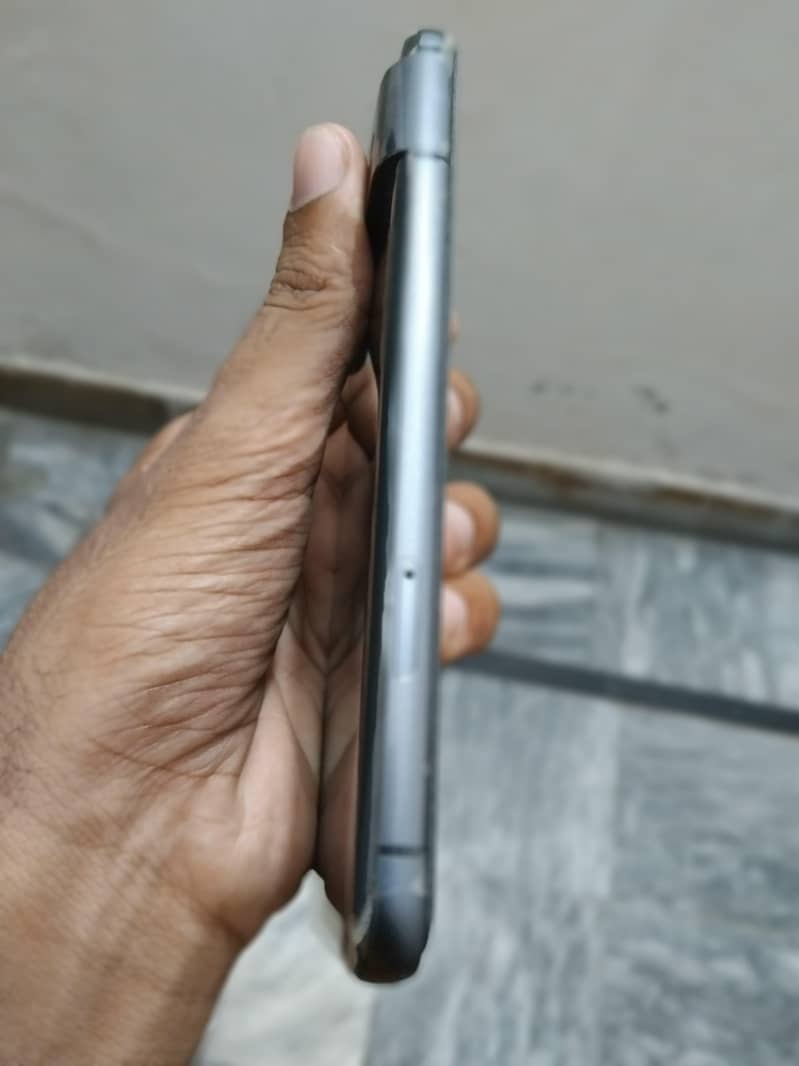 Google Pixel 8 1