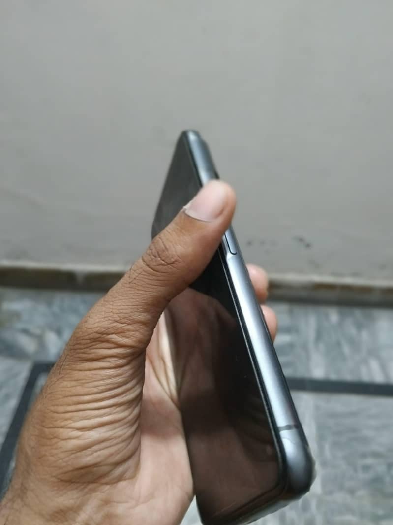 Google Pixel 8 3