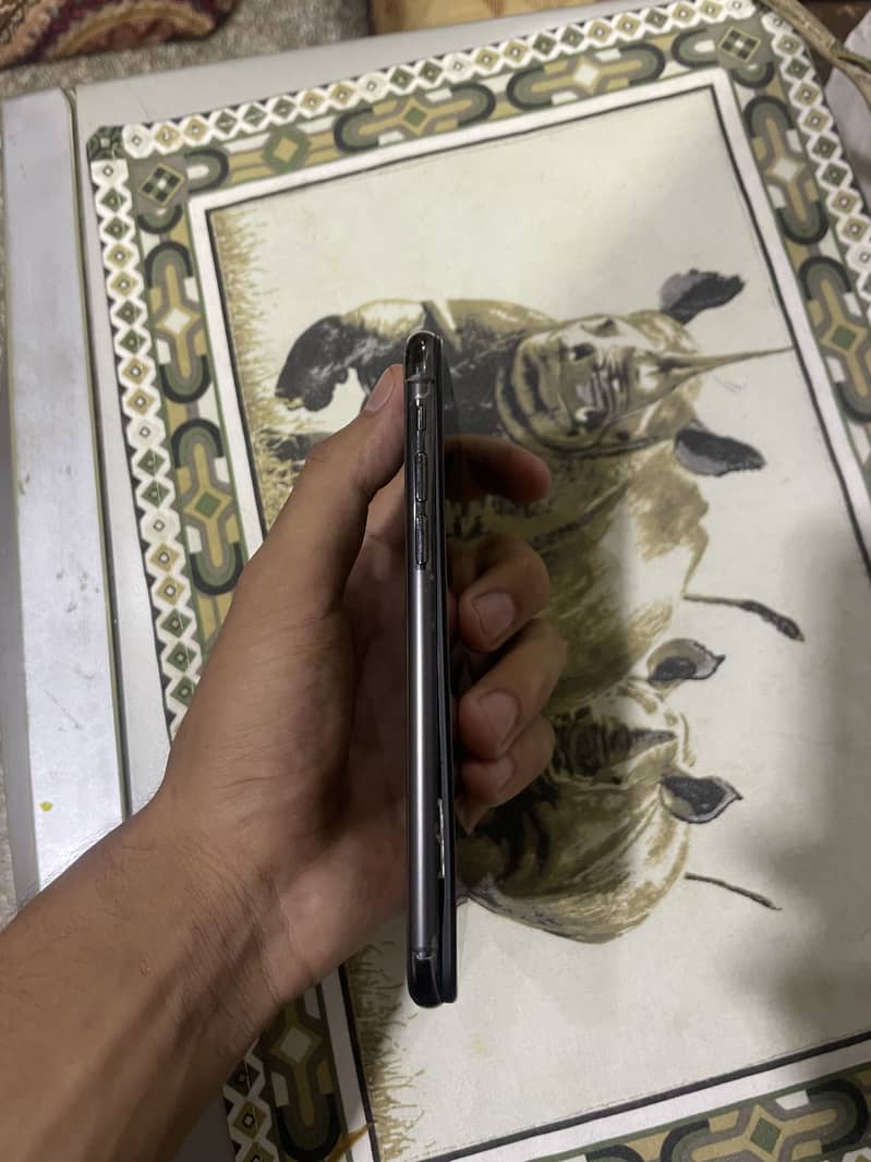 Apple iPhone X 2