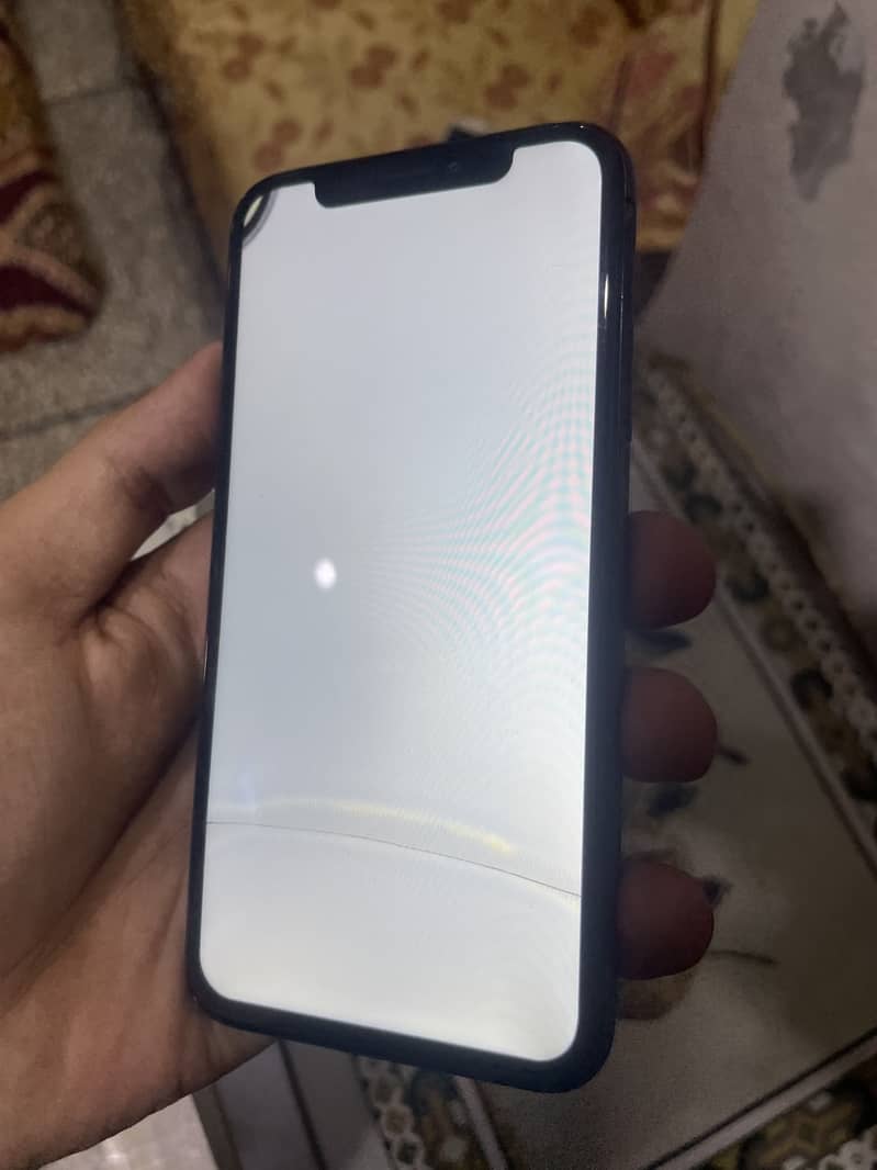 Apple iPhone X 4