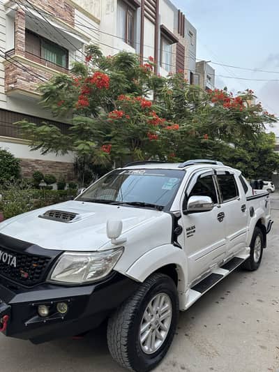 Toyota Hilux 2013