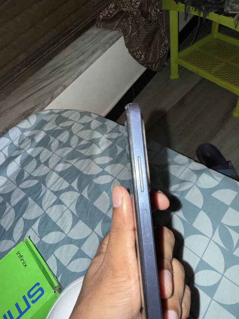 Infinix Smart 8 Plus 4